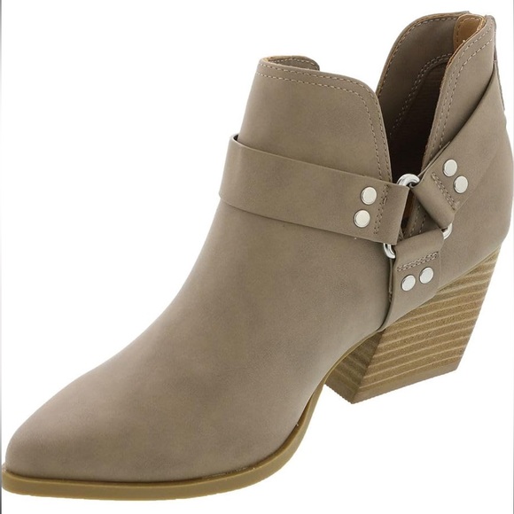 Dolce vita- Kramer bootie-taupe color size 8 - Picture 3 of 5